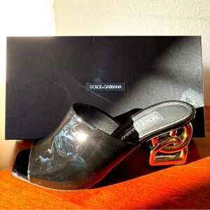 Sold - Dolce & Gabbana Black and Gold D&G Logo Heels Size 38/7.5-8